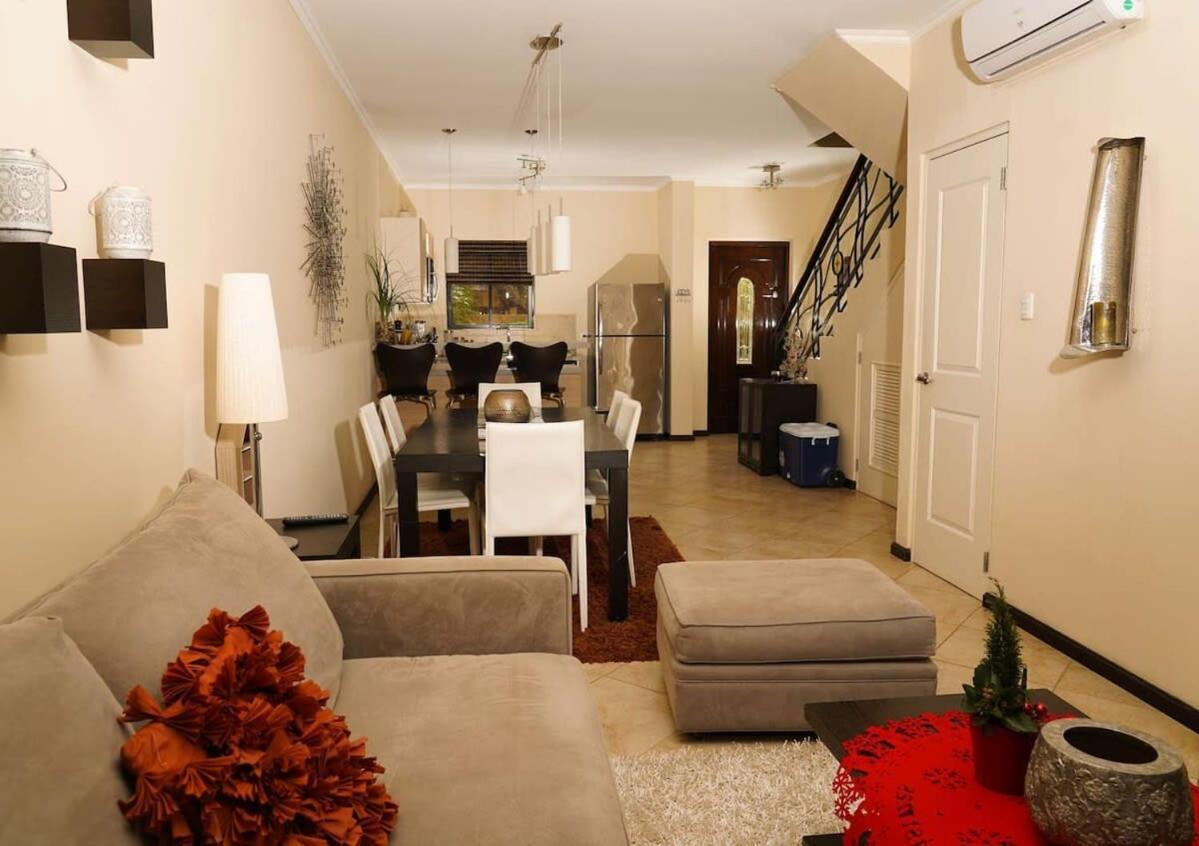 팜비치 Spectacular House In Gold Coast 빌라 외부 사진